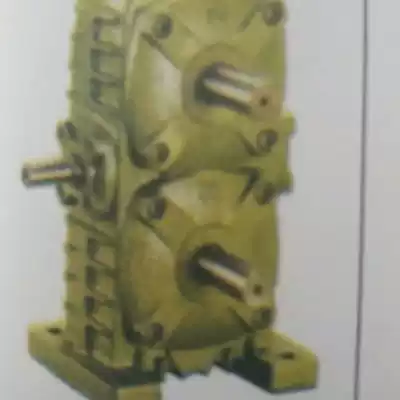 Sponge machinery foaming machine Planting and cutting machine tooth box double-layer biaxial reducer WPS80 100 glass machine reducer