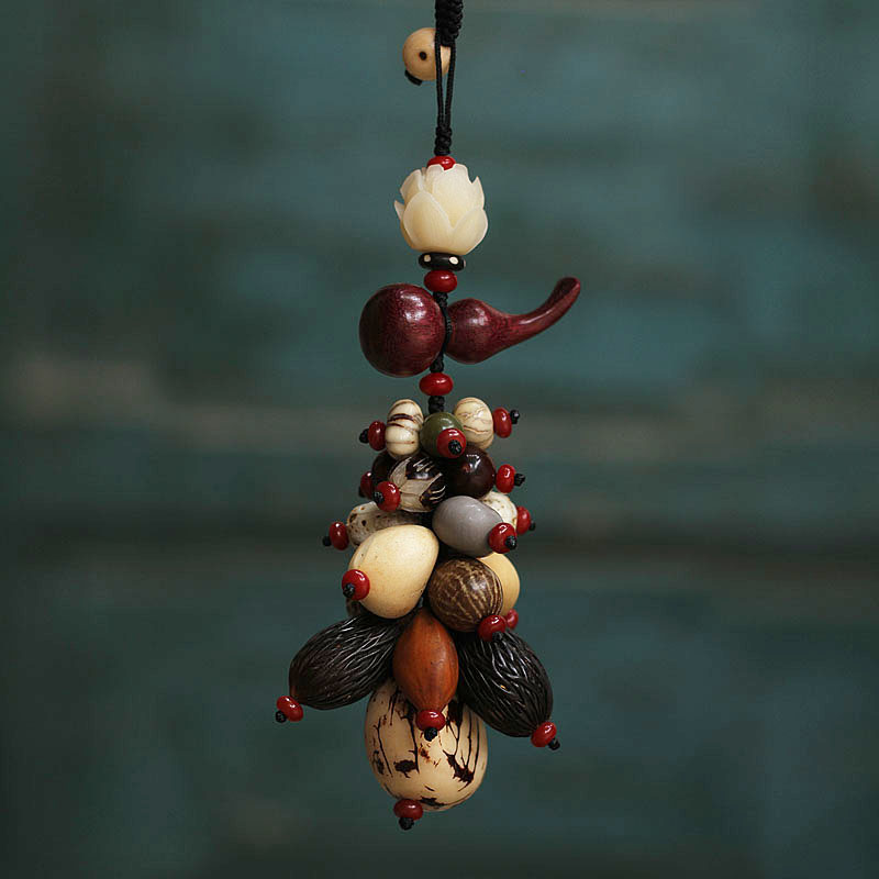 High-end Bodhi car pendant car interior mirror car accessories to ensure safety men and women gourd Lotus car pendant