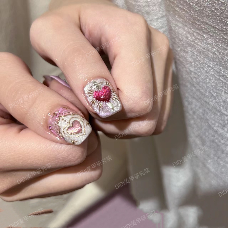 【Didi. Sailor Moon】Wearing Nail Art with Cat Eye Short Style, Cute and Brightening, Summer Heart Water Ice Moon Manicure