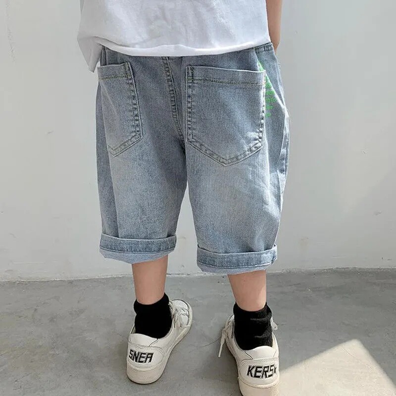 Summer boys' seven-point denim shorts children's casual pants 2022 middle-aged and older children's thin section Korean version of five-point pants trendy