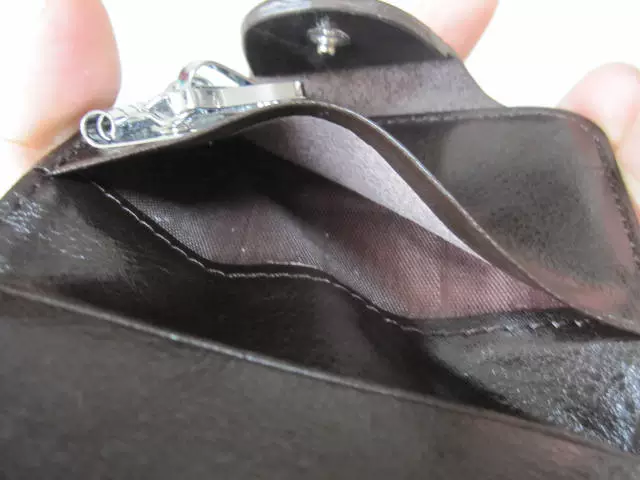 Red vương miện giá xuất xưởng móc chìa khóa nóng toàn bộ da bò phổ biến túi nam khóa đặc biệt điên cung cấp màu đen nâu