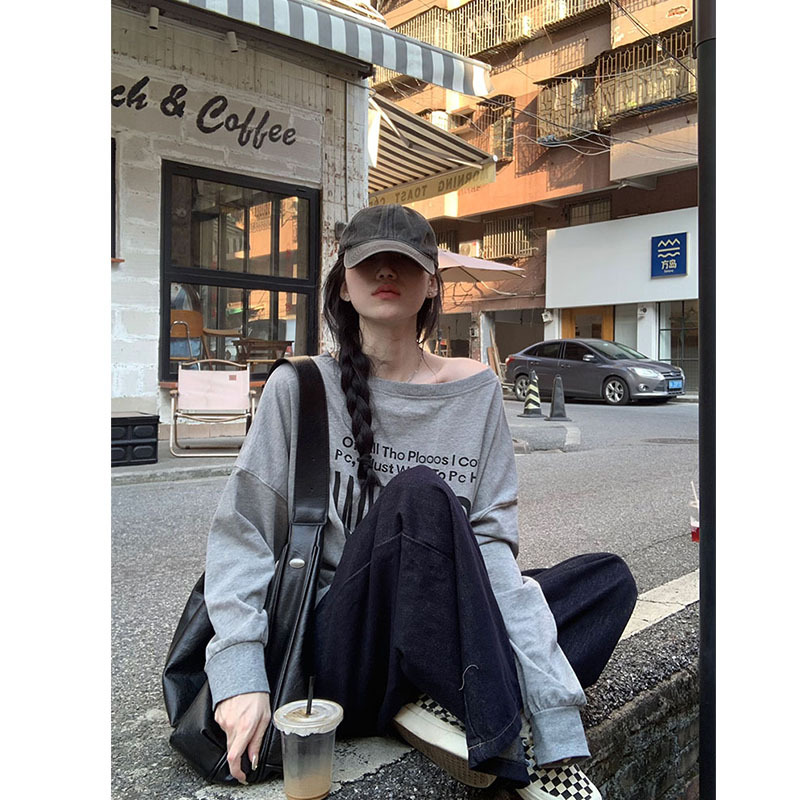 American Retro Gray One-Line Collar Off-Shoulder Long-Sleeved T-Shirt for Women Autum 2026 New Oversize Sexy Top