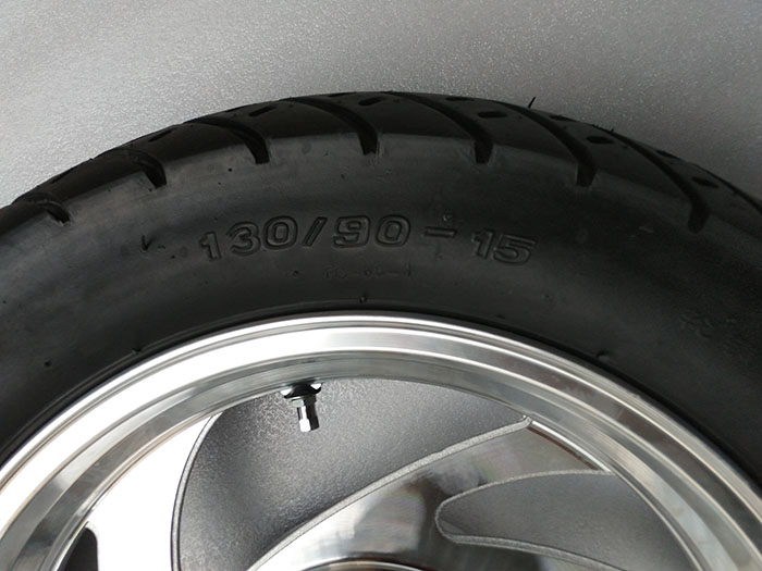 Sửa đổi bánh xe máy hút chân không nổi loạn sửa đổi không phá hủy lốp chân không phía trước và phía sau bánh trước và sau lốp Prince sửa đổi vành xe honda
