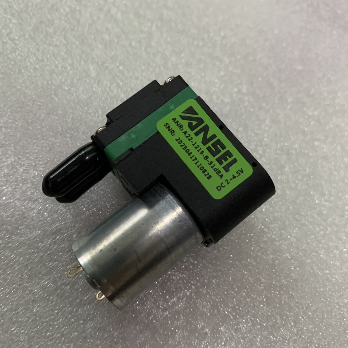 THOMAS无刷真空泵:现代实验室背后的隐形推手