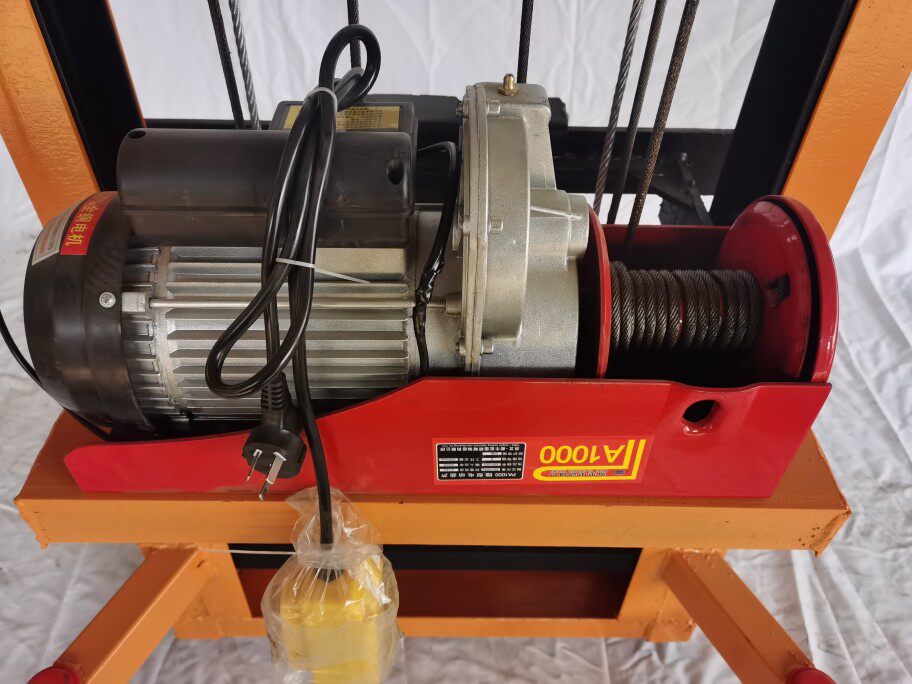 A 12 - meter hook for wire rope