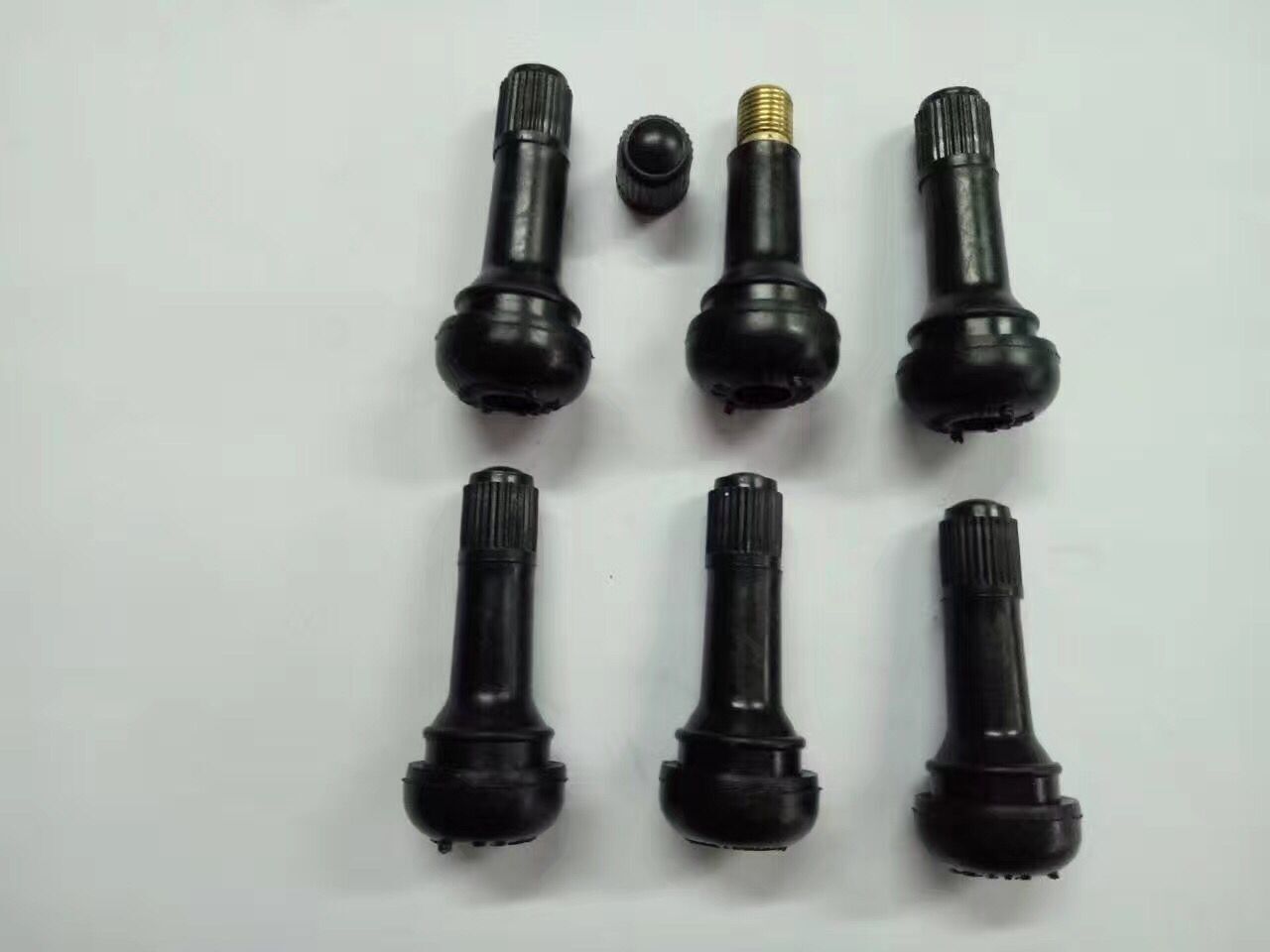 Auto locomotive vacuum tire valve Electric vehicle vacuum tire valve Bend mouth Straight mouth tire valve