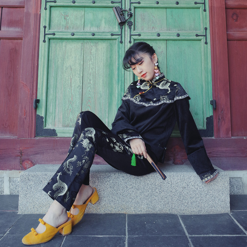 Yellow Pussy Classmates Original Homemade China Wind Dragon Tattooing Improved Cloud Shoulder Design Blouses Suit Autumn And Winter Women