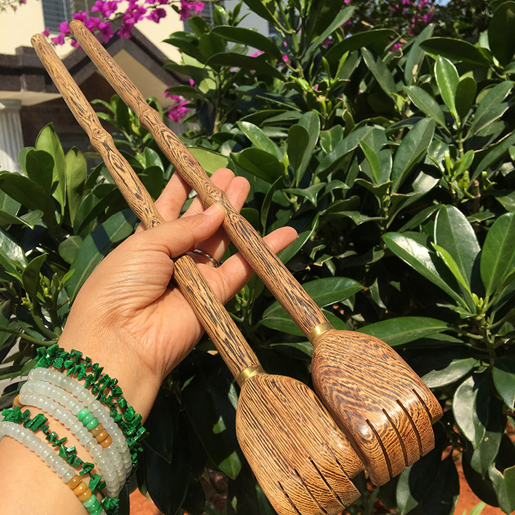 Mahogany scratching artifact back small rake scratching back No one else old man happy Rosewood solid wood scratching steak