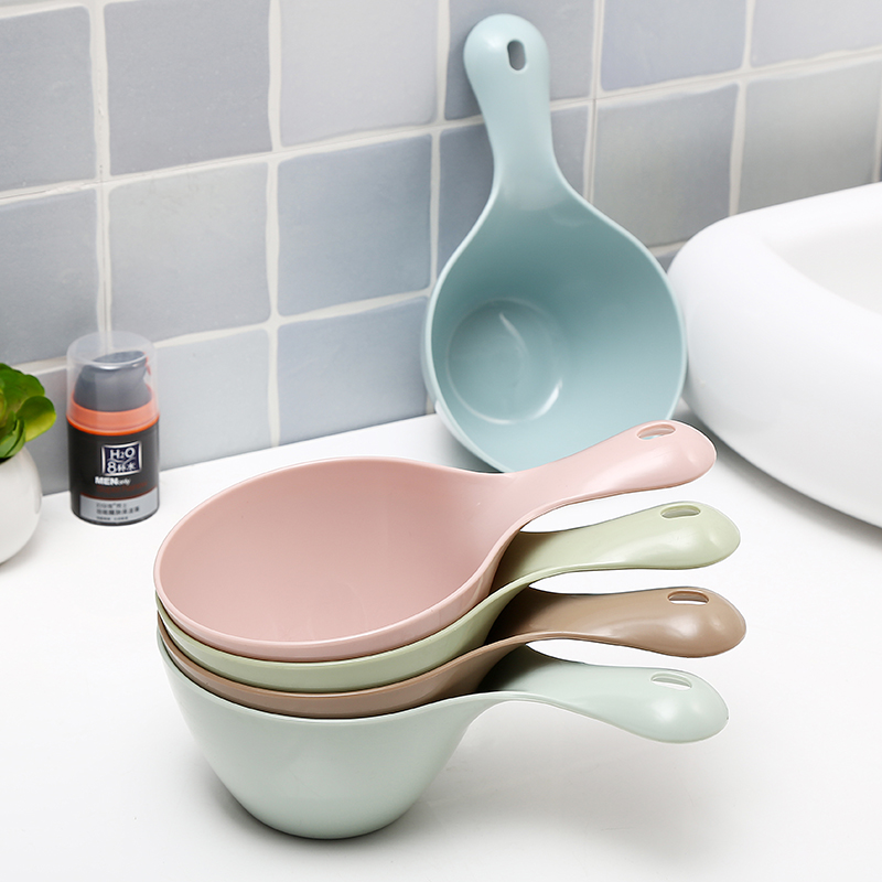 Thickened water ladle kitchen Water spoons plastic scoop Water spoons Home Spoon Children Baby Bath Bath Shampoo Scoop
