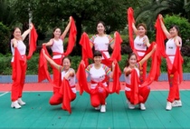Yangko red ribbon twist Yangko ribbon ribbon ribbon with rod big red silk Shengshi Hongzi dance color silk waist drum ribbon