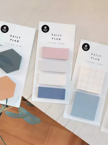 Корейская творческая геометрическая графика и время удобная наклейка.