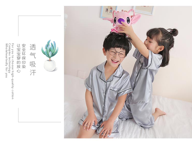 Cha mẹ và con đồ ngủ mùa hè ngắn tay gia đình ba mẹ và con gái cộng với phân bón để tăng giải trí gia đình phù hợp với băng lụa vài nhà dịch vụ pijama nam