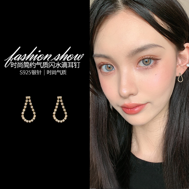 Minimalist 100 Lapped Temperament Earrings 2021 New Tide Individuality Net Red Lukewarm Pure Silver Ear Nail Fashion South Ear Accessories