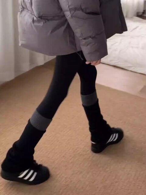 Patchwork Sock Set with Shark Print Leggings for Women, Autumn and Winter Knitted Thickened Long Leg Warmers