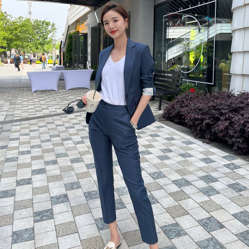 Blue-Gray Professional Blazer Suit for Women, Suitable for Spring, Autumn, and Summer, Petite Size, Slim Fit, Korean Style, Fashionable and Elegant, Goddess Style Blue-Gray Professional Blazer Suit for Women, Suitable for Spring, Autumn, and Summer, Petite Size, Slim Fit, Korean Style, Fashionable and Elegant, Goddess Style