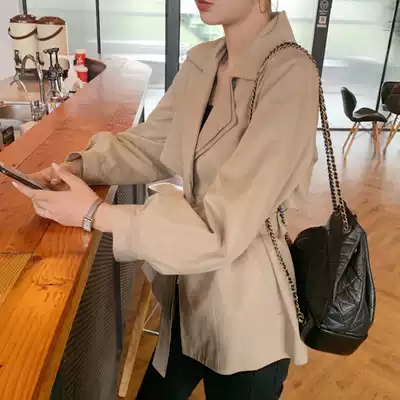 Small windbreaker women's 2021 autumn new Korean temperament waist thin British style short lantern sleeve jacket