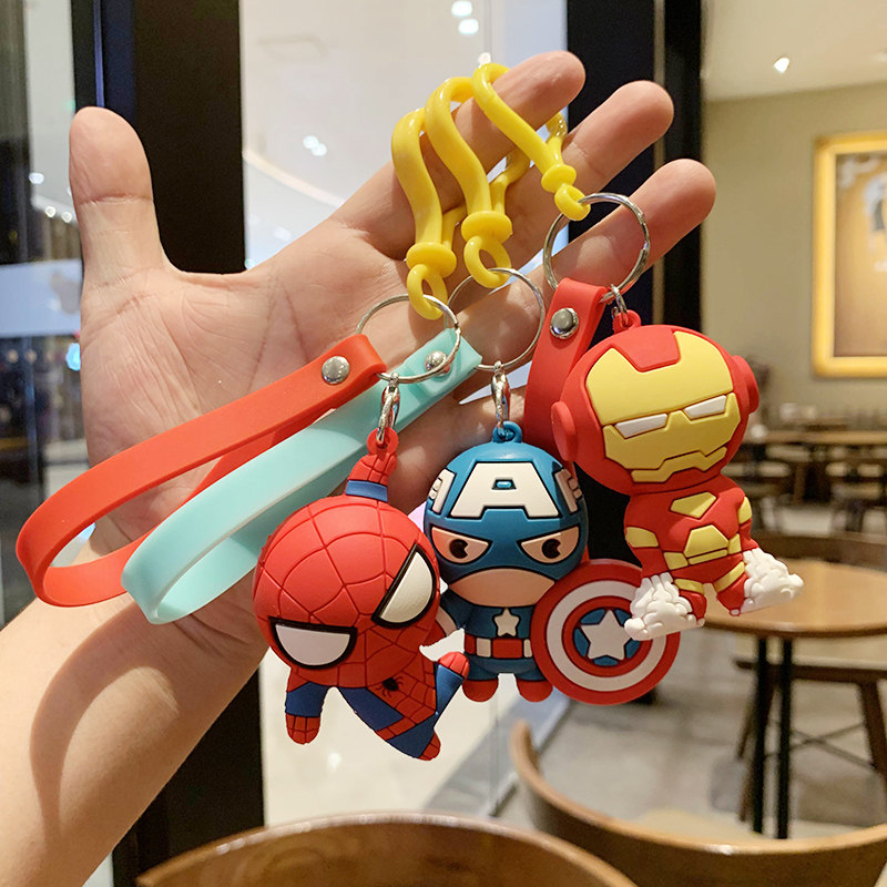 Captain America keychain spider man female chain cartoon pendant iron man creative school bag ring ring car small pendant