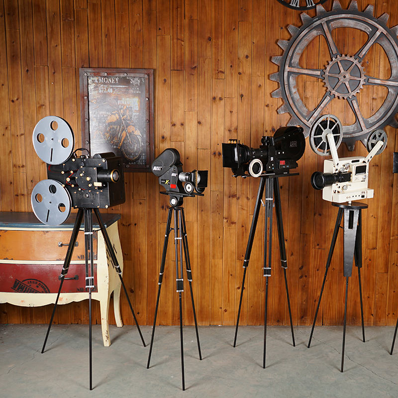 Nostalgic Movie Machine, Antique-Style Projector, Camera, Camera Model, Retro Film Atmosphere, Props