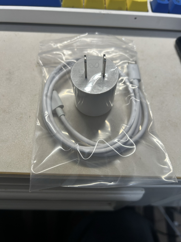 Oculus Quest3 Original Charger Quest3 Accessories Disassembly Genuine Smart Vr Equipment Machine Accessories Oculus Quest3 Original Charger Quest3 Accessories Disassembly Genuine Smart Vr Equipment Machine Accessories