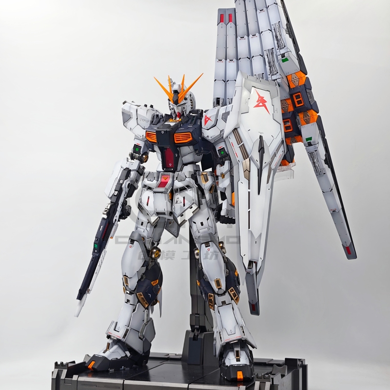 Cm-Model Bandai Pgu Shadow Color Scheme 1/60 Pg Unleashed Rx-93 Gundam Amuro