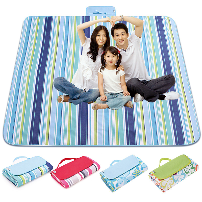 Outdoor ins wind thickened picnic mat spring outing portable oversized waterproof picnic outing lawn mat beach cloth