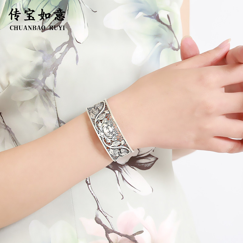 Silver bracelet female sterling silver 999 hollow wide version retro ethnic style Thai silver jewelry fashion personality foot silver bracelet