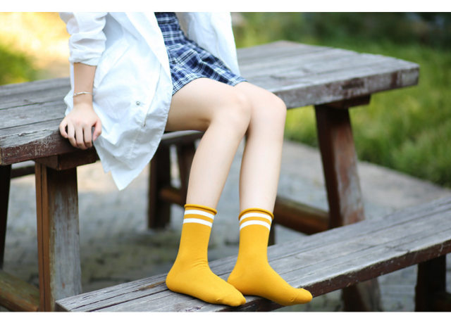 Four Seasons College Style Japanese Candy Colour Loose Mouth Socks Curled Two-Bar Striped Sports Mid-Tube Women's Student Socks