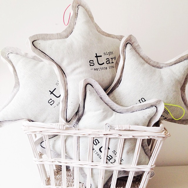 ins and stars Baby appeasement Pillow Floating Window Bedroom decoration leans on pillows sofas minimalist creative cushions gifts