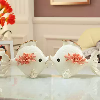 Kissed fish creative modern home furnishings home living room wine cabinet decorations wedding gifts practical girlfriends newlyweds