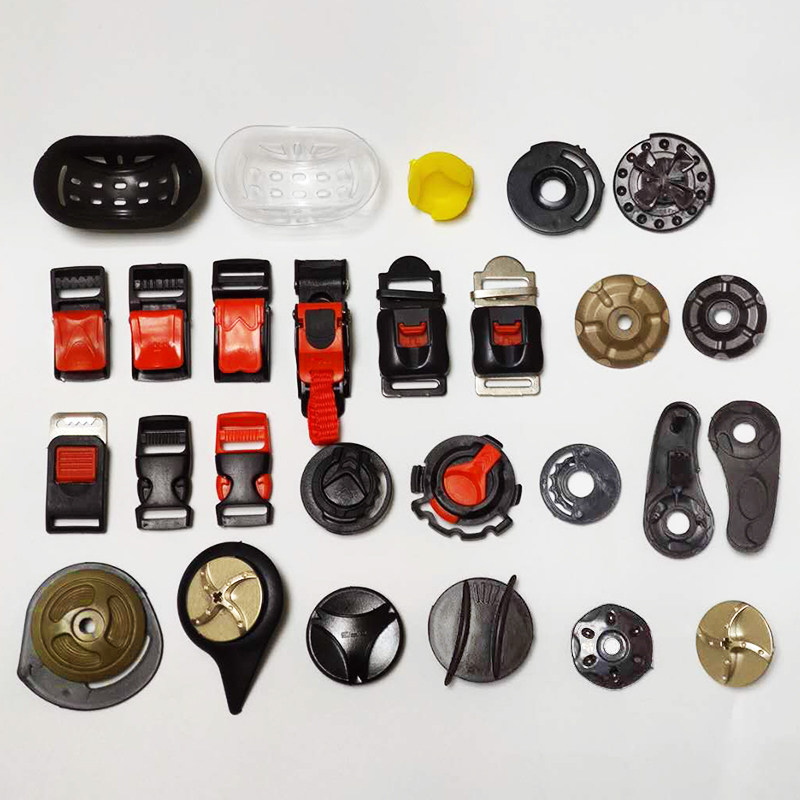 Locomotive Safety Helmet Accessories sublower Barbuckle Universal electric car Safety hat on metal buckle insertion Depository