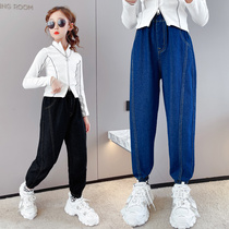 Girls pants spring and autumn dress 9-year-old girl 6 loose outside wearing elementary school 7 spring daddy daddy child jeans 8