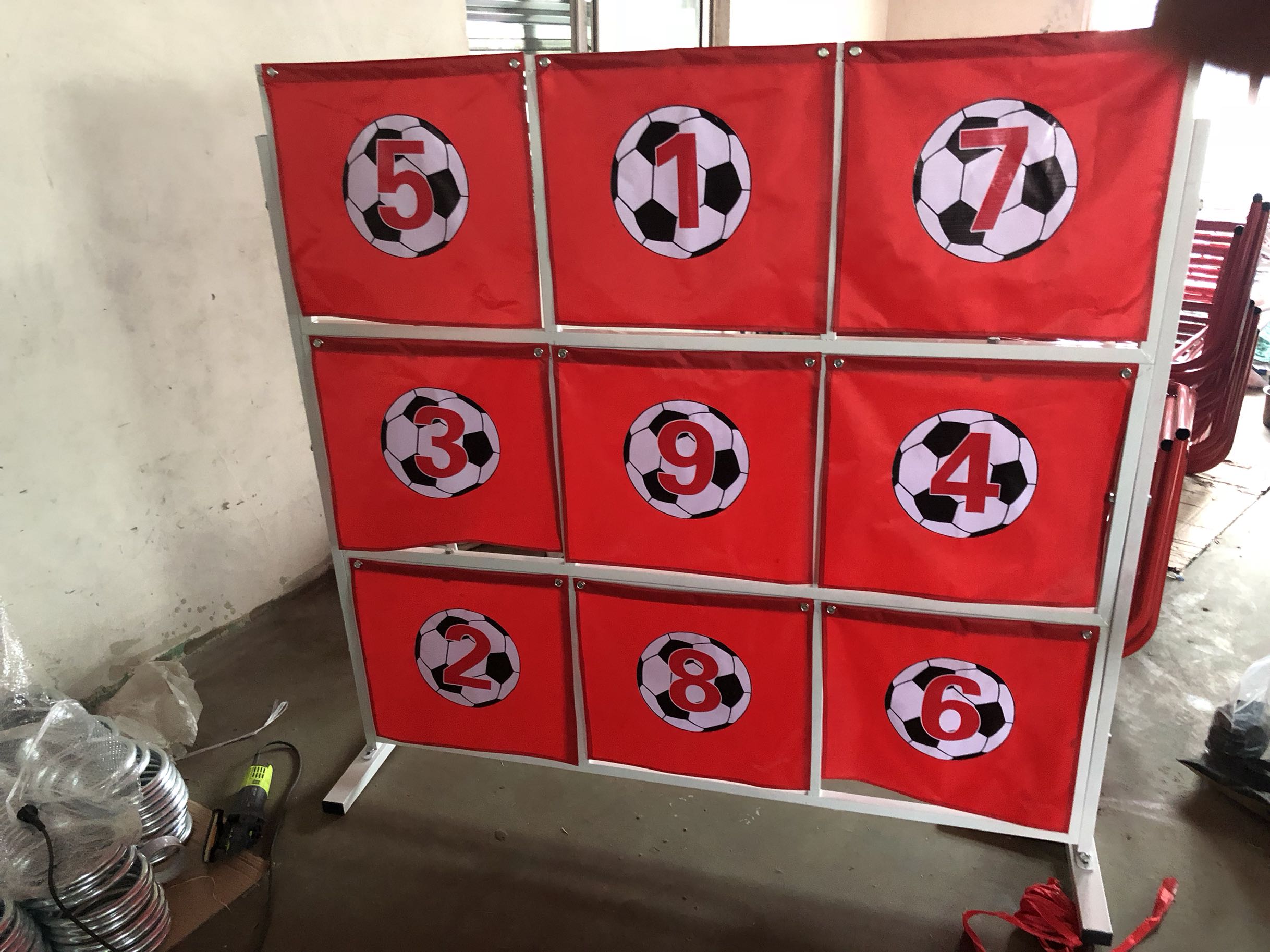 Factory direct sales Aocheng football fun Jiugongge football activity supplies football wall positioning precision trainer