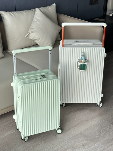 Вместительный и большой чемодан, коробка, 24 дюймов, 28 дюймов