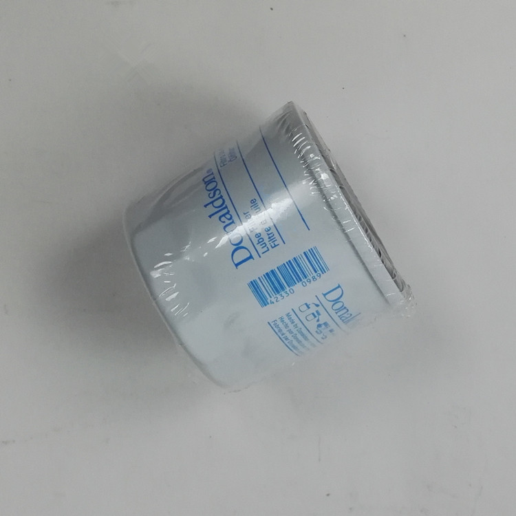 Donaldson filter element adapts to PC18MR-2 excavator oil filter element machine filter Kubota engine 3D67E