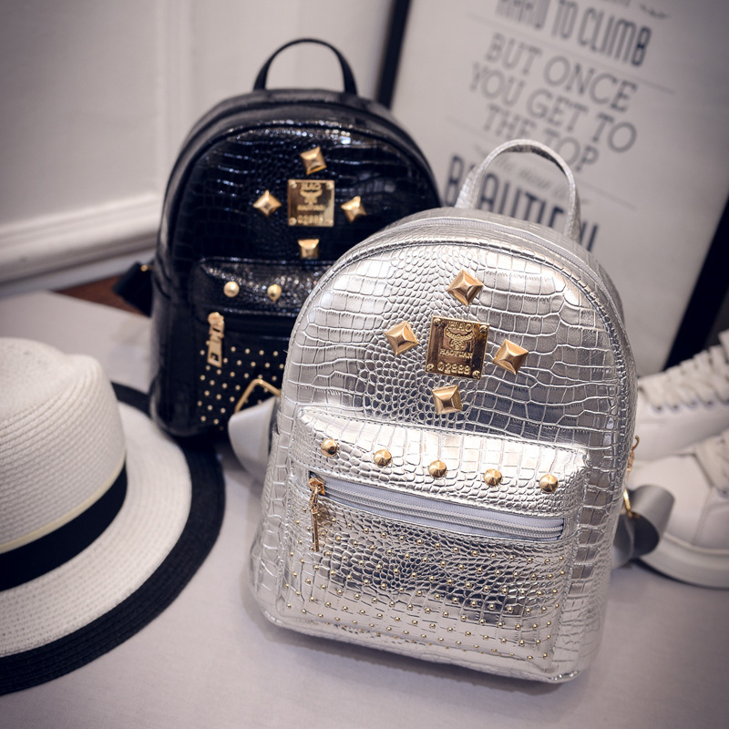 New Trendy Mini Backpack, Fashionable Korean Style Single Shoulder Crossbody Bag, Versatile Casual Bear Rivet Backpack