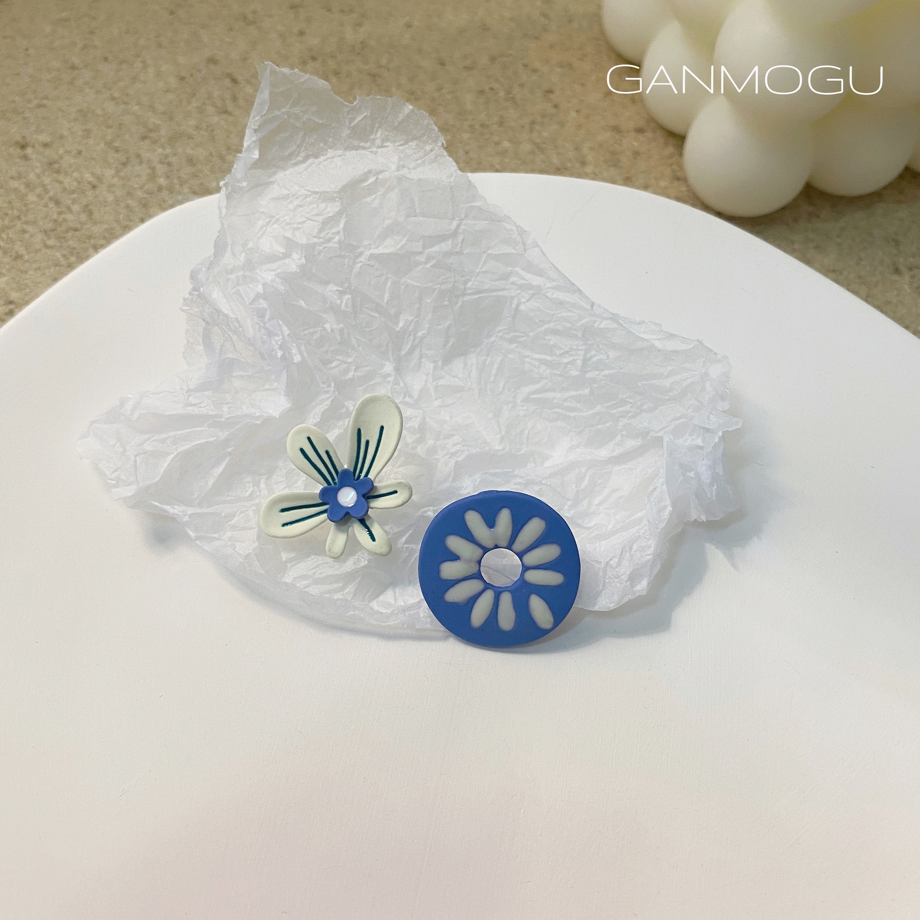 GANMOGU pastoral style flower earrings blue small fresh earrings ins niche design ear needle female ear clip tide