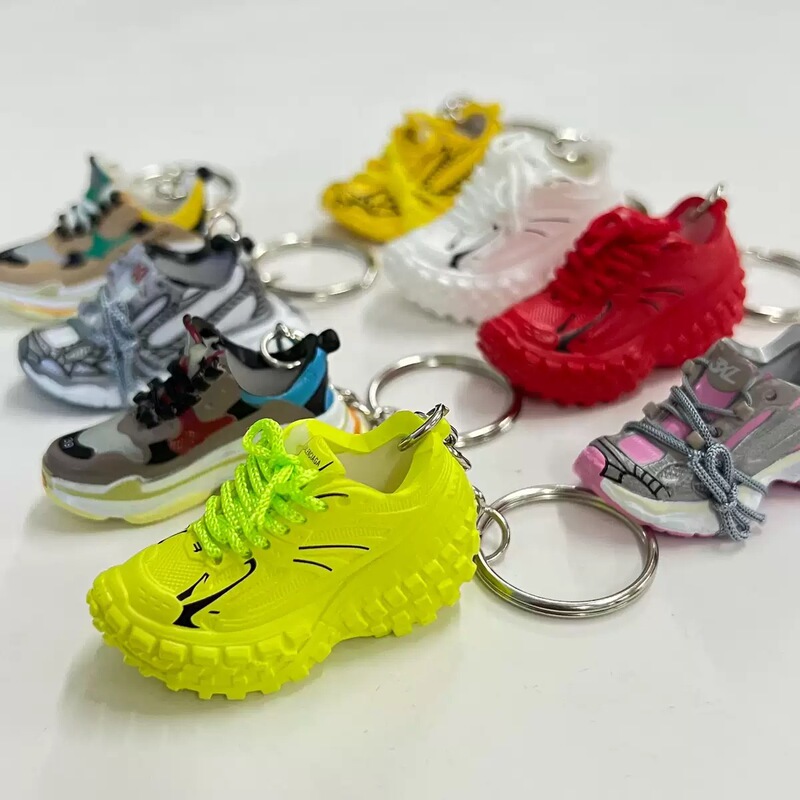 Creative Three-Dimensional Miniature Shoe Model Keychain Pendant Trendy Sneaker Model Collection Ornament Small Gift