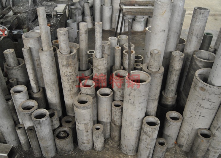 304 316L 310S 2520 stainless steel pipe Seamless pipe Stainless steel thick wall pipe Stainless steel non-standard pipe