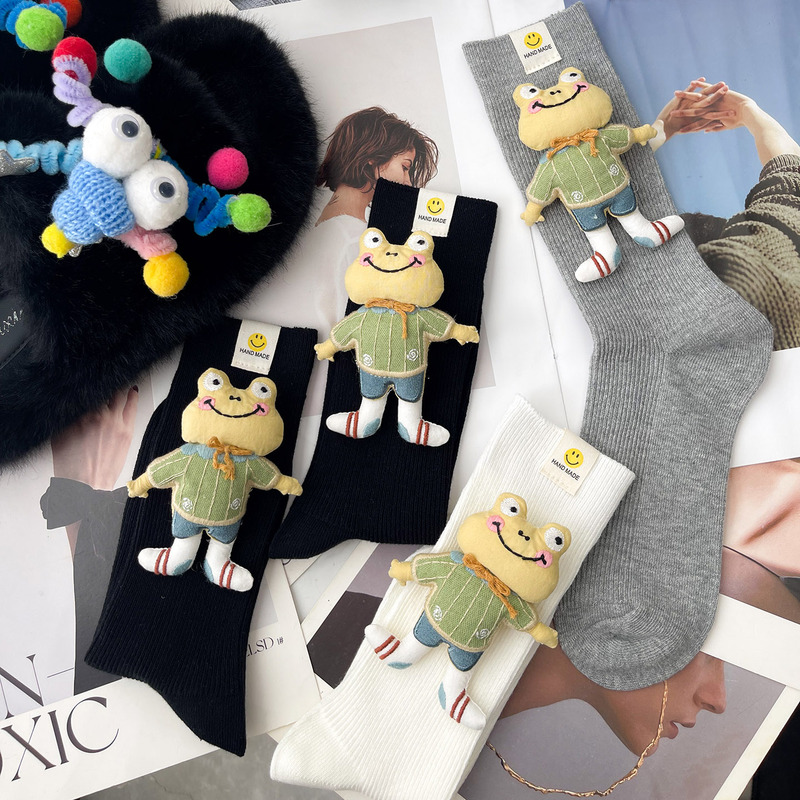 Unique Creative Niche Cute Cartoon Frog 3D Doll Mid-Calf Socks for Women, Trendy Ins-Style Outerwear Personality Slouch Socks