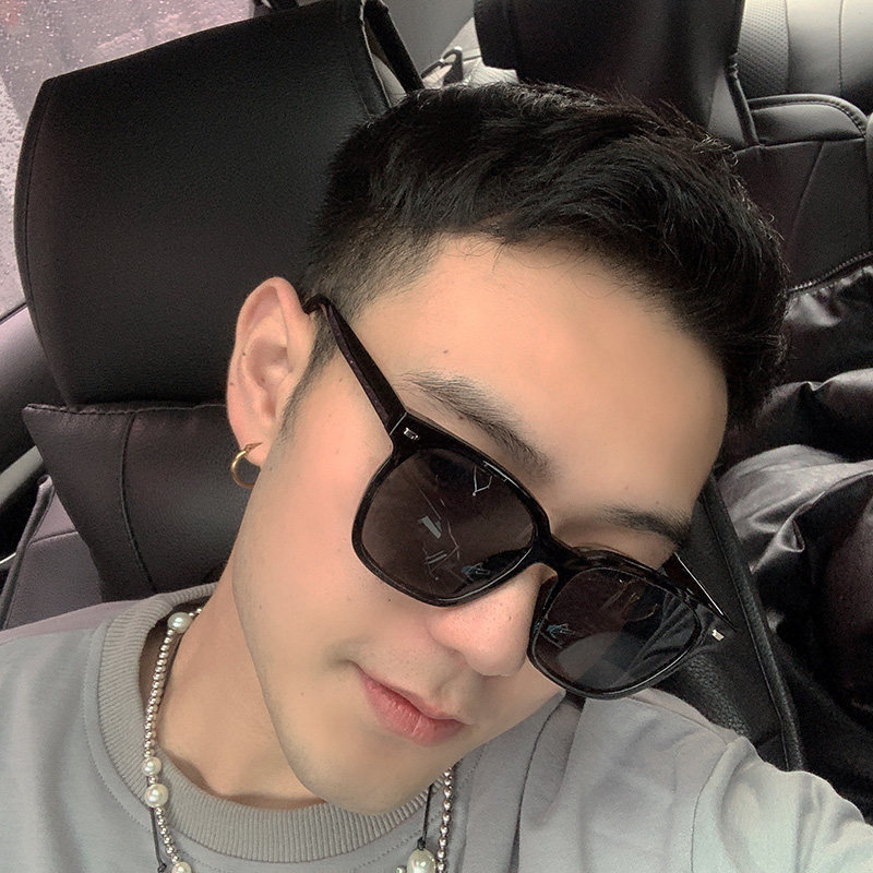 TR90 ultra light male and female Han version display slim square polarized driving sunglasses sunglasses anti-UV glare glasses