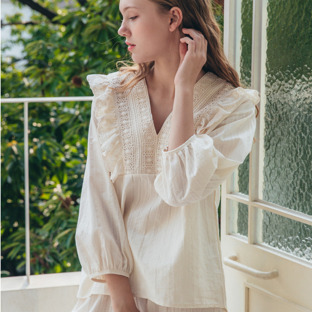 Spring autumn pure cotton female V collar Korean version sweet and cute hollowed-out lace princess Sleeping princess pyjamas pants set group full cotton home clothes