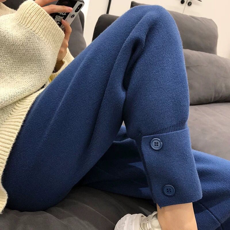 Pregnant women knitted beam pants 2020 Fall and Winter High - end red grandma relaxed tide mom casual Harlen pants winter dress