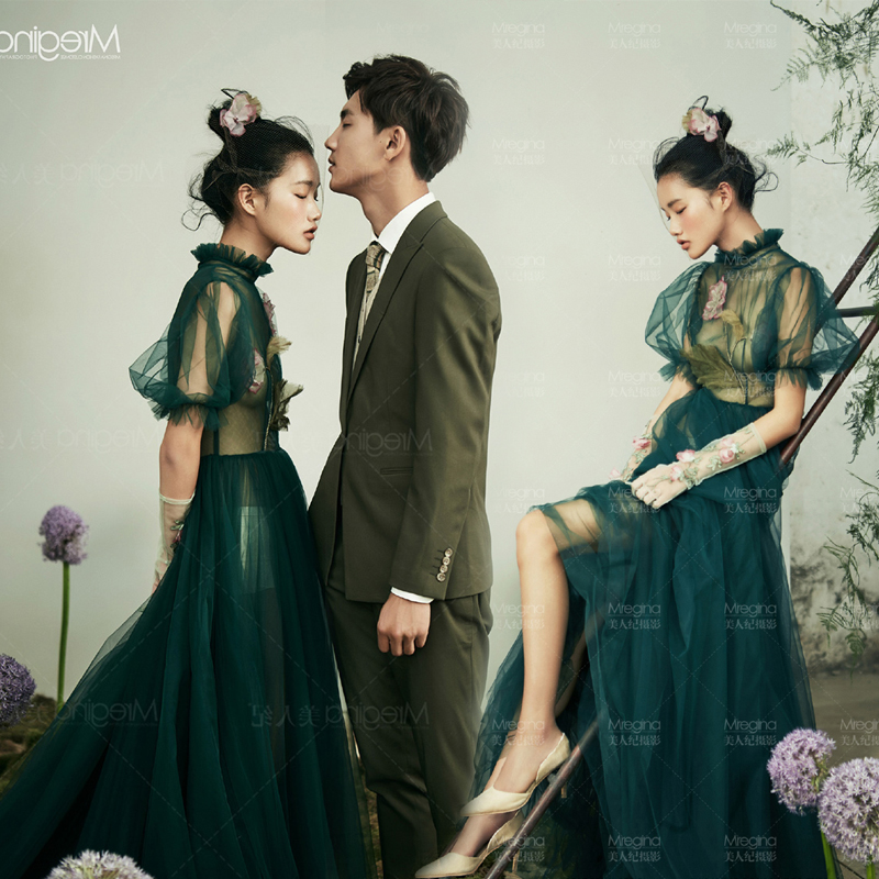 2020 new photo gallery themed clothing retro field garden wind frescoed and written real wedding dress outer view brigade shooting gown