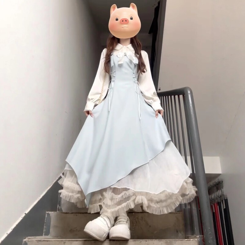French-Style Light Blue Dress for Women, 2026 New Autumn Collection, Stunning Dress Set with Irregular Waist-Cinching Slim-Fit Long Dress