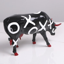 Simple Nordic ins animal graffiti cow home wine cabinet desktop ornaments model room childrens room soft decoration crafts