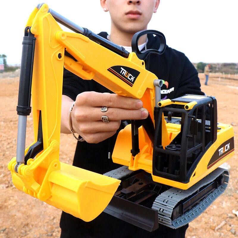 Children's toys large excavator toy model car strange hand toy car development intelligence inertial engineering car toy