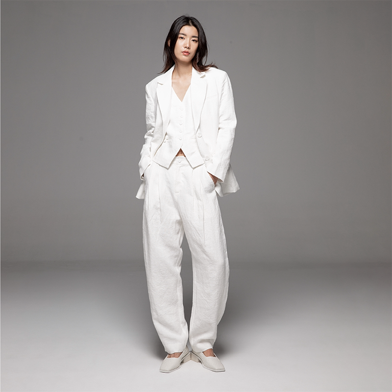 Writer Li Xiao Yi's Same Style | White Linen Minimalist Blazer Women's Casual Suit Three-Piece Set High-End