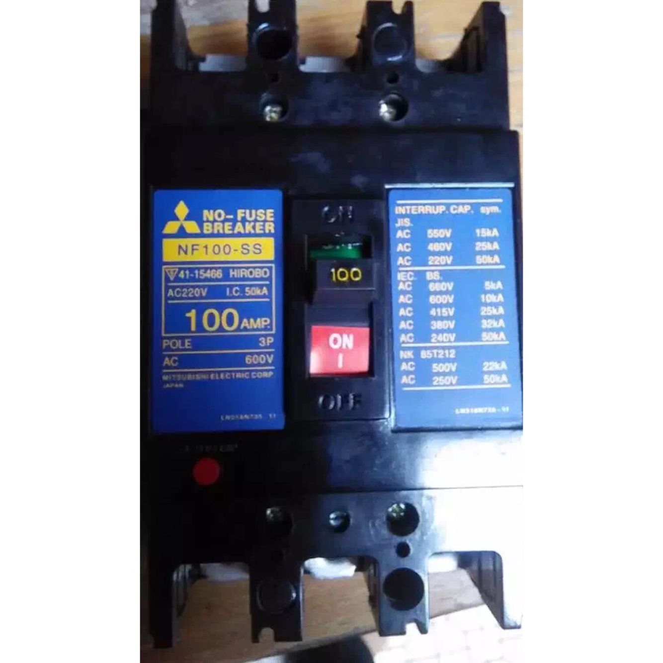 Mitsubishi Circuit Breaker NF100-SS NF250-SS NF50-SS Air Switch 30A 100A 250A 60A