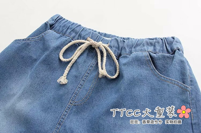 Lớn trẻ em mùa hè của phụ nữ jeans 12-15 tuổi sinh viên lỏng chặt chẽ eo quần short cô gái béo kích thước lớn mỏng quần nóng quần denim bé gái xuân hè