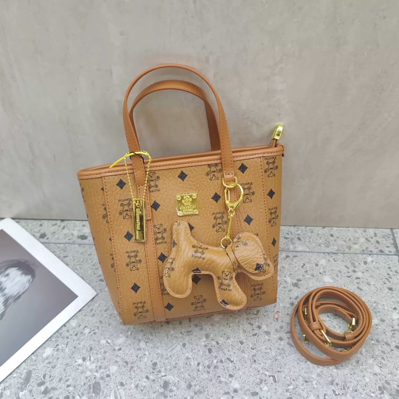 New Style Bear-Shaped Tote Basket Bag, Cute Cartoon Versatile Shoulder Crossbody Women's Bag 7653